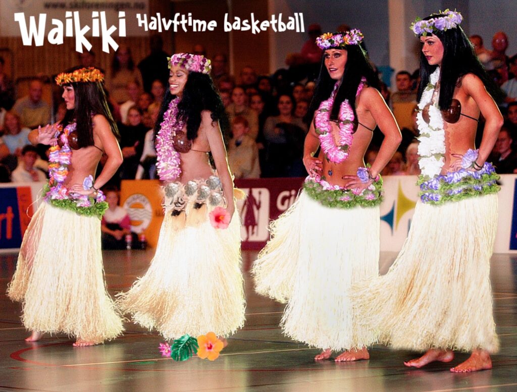 Waikiki - Halftime Basketball Game